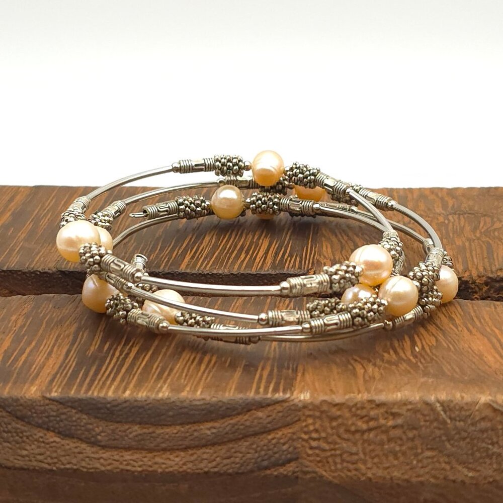 7 1/2 Inch Silver Tone Genuine Pearls Tribal Pattern Bracelet
